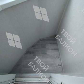 Отделка балкона с утеплением в многоквартирном доме