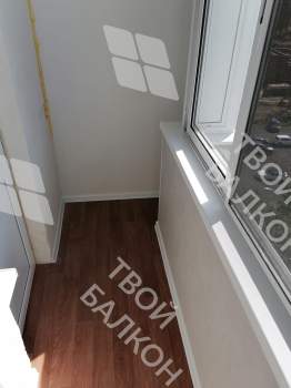 Холодное остекление балкона в многоквартирном доме