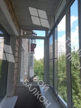 Остекление и отделка балкона