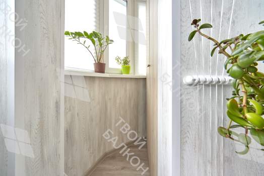 Отделка балкона ПВХ с утеплением