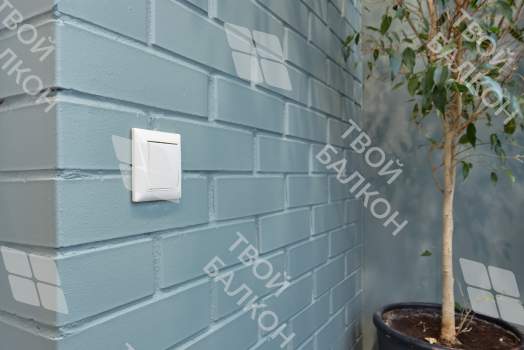 Отделка балкона гипсокартоном с покраской