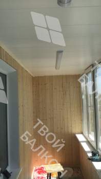 Отделка балкона профилем Rehau Grazio 70 под ключ с утеплением в многоквартирном доме