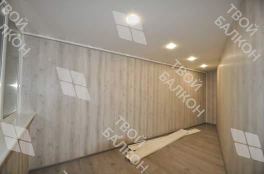 Отделка балкона под ключ с теплым остеклением ПВХ Brusbox