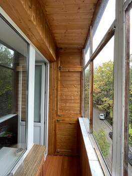 Отделка и остекление П-образного балкона без утепления, в кирпичном доме