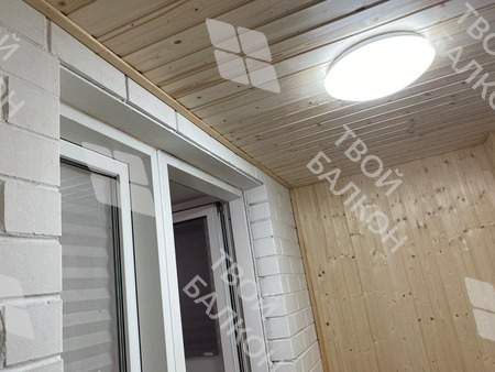 Отделка и утепление эркерного балкона