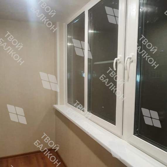 Остекление балкона и балконного блока профилем Rehau 60 и отделка панелями ПВХ